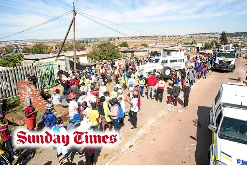 [READ] Sunday Times | Olievenhoutbosch's most vulnerable hit hard by Covid-19 lockdown